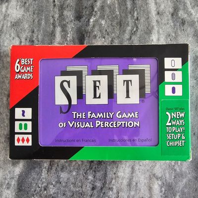 SET The Family Game of Visual Perception (Used, 1991 Vintage, Guaranteed Complete)