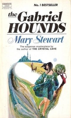 Stewart, Mary (FI) The Gabriel Hounds (PB)