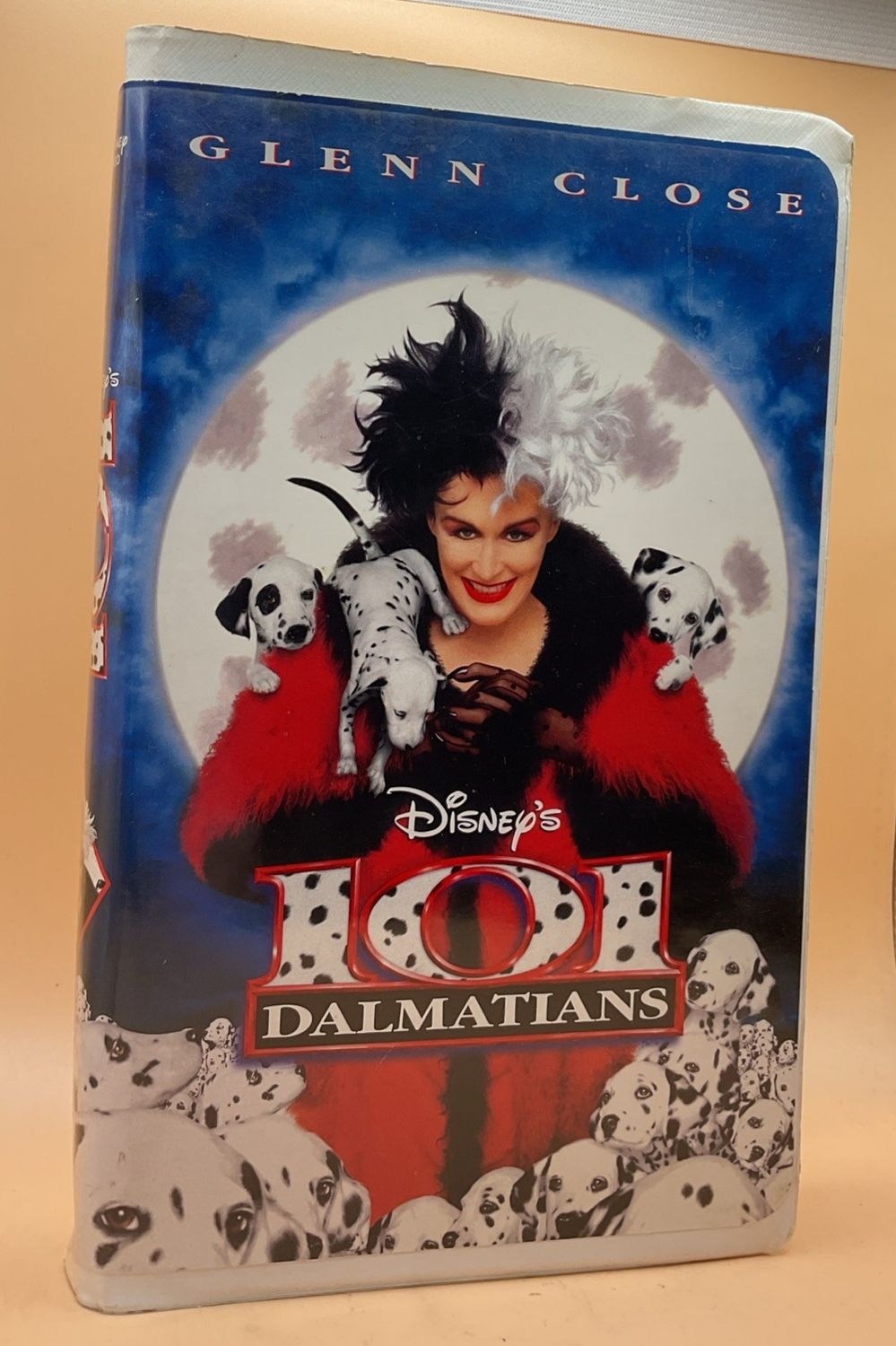 Disney's 101 Dalmatians (1996) (VHS 8996, White Clamshell) Glenn Close