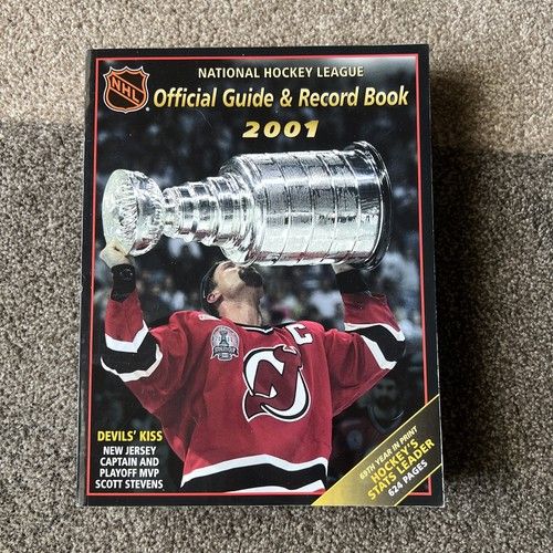 NHL (796.96) National Hockey League Official Guide &amp; Record Book 2001 (Scott Stevens Cover)