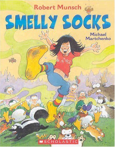 Munsch, Robert - Smelly Socks (Softcover)