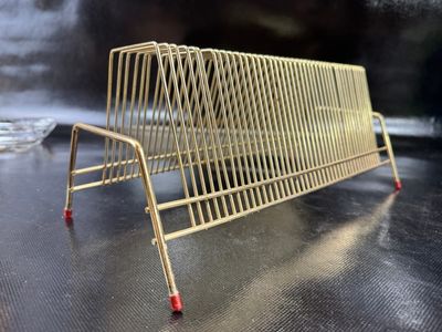 Vintage Tabletop Wire Record Rack (18-inch)