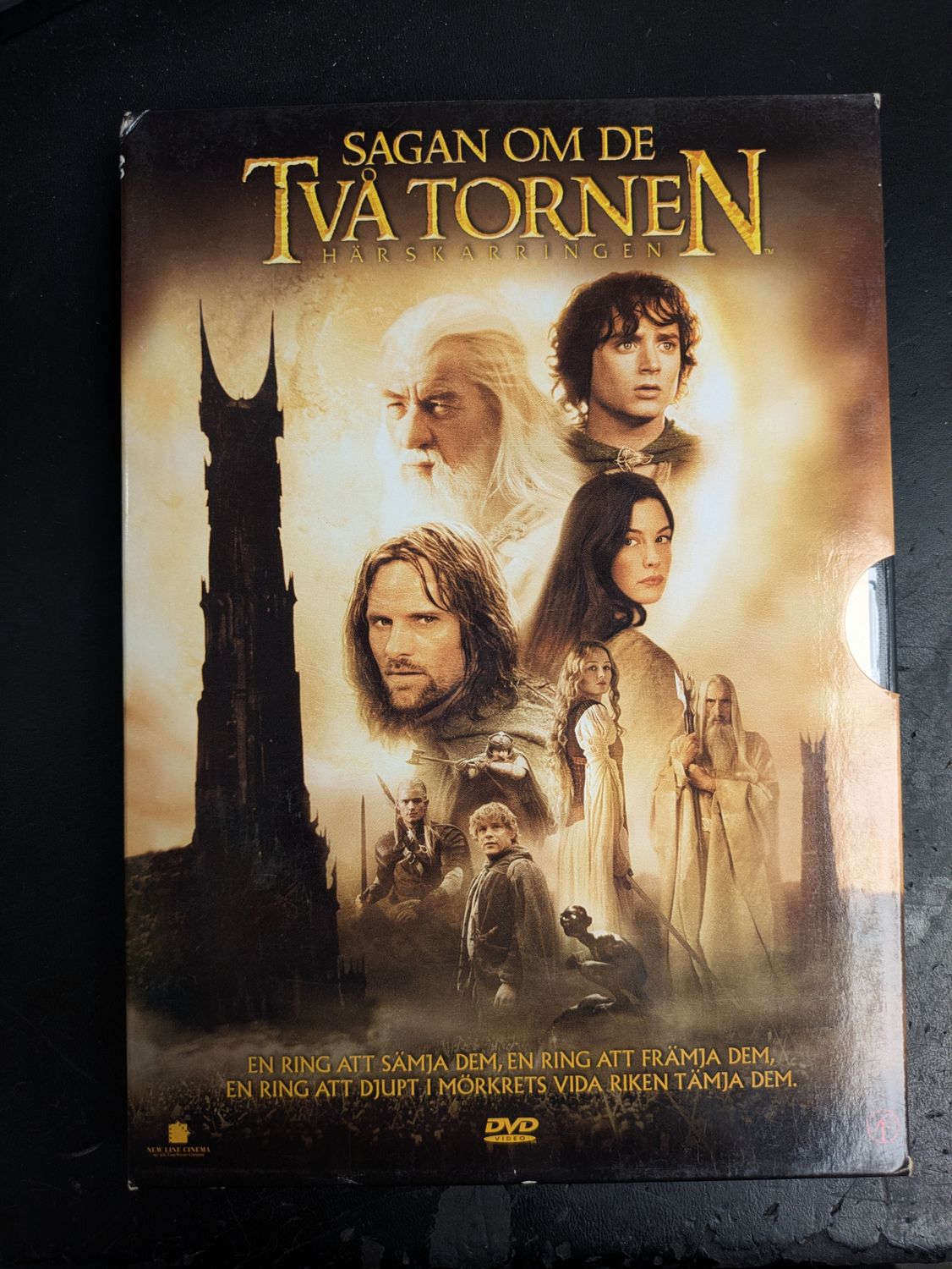 The Lord of the Rings: The Two Towers (2002 DVD)(Audio:English / Subtitles:Swedish, Norwegian, Danish, Finnish, Icelandic)