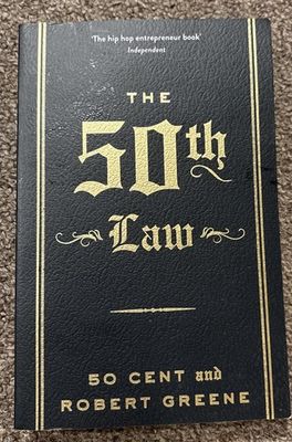 50 Cent &amp; Greene, Robert (780 Bio) The 50th Law: Overcoming Adversity Through Fearlessness (Imitation Leather)