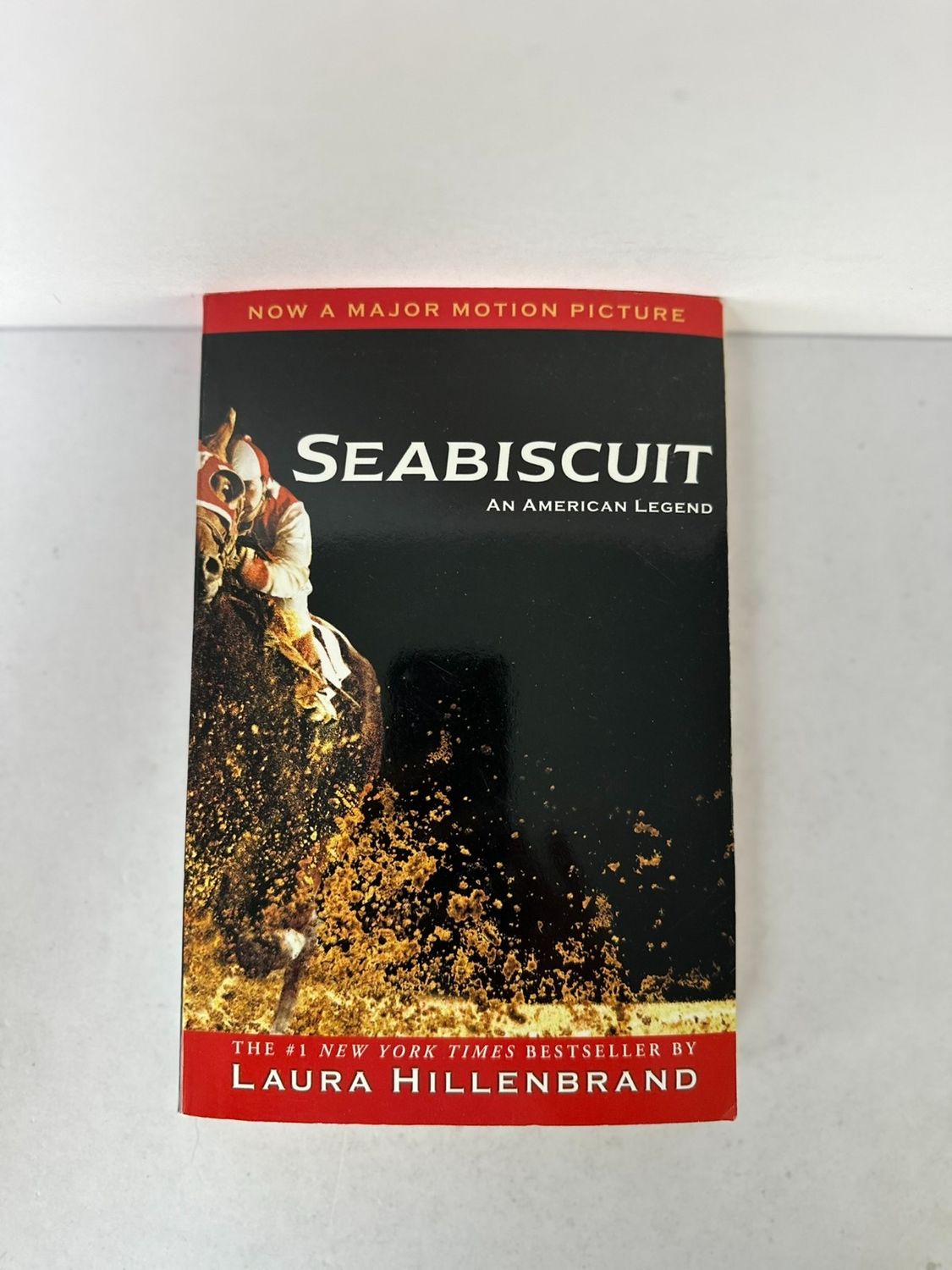Hillenbrand, Laura (798) Seabiscuit: An American Legend (PB)