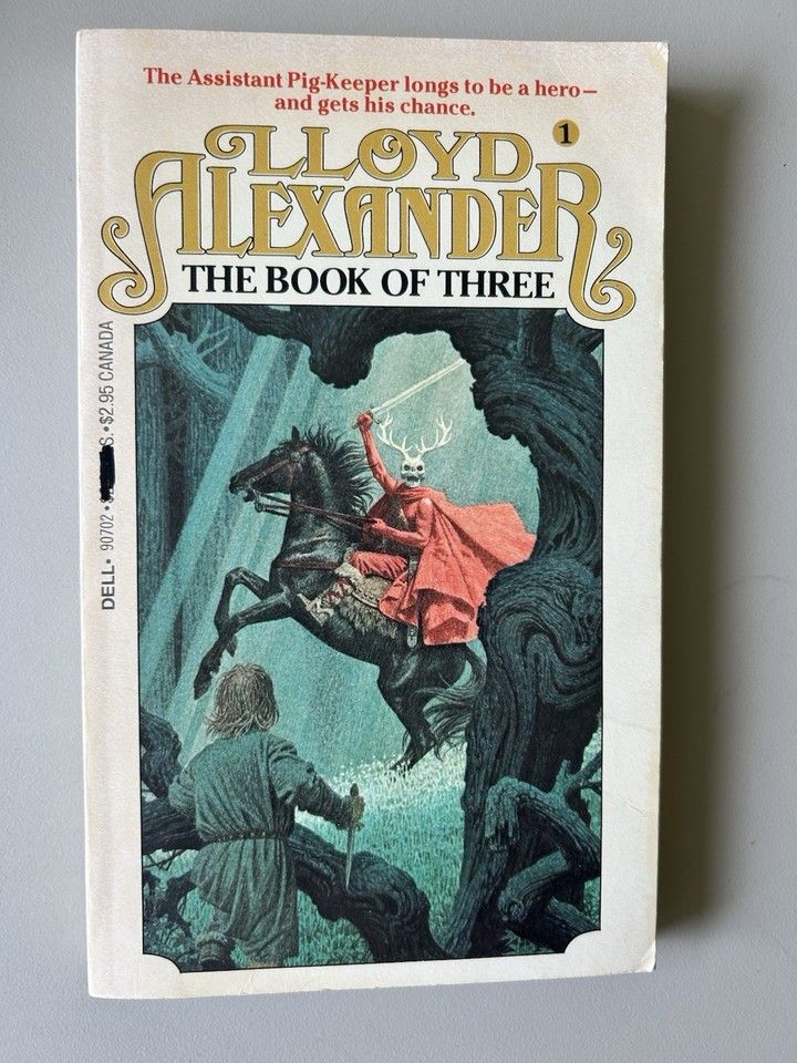 Alexander, Lloyd (MG) The Chronicles of Prydain #1 The Book of Three (PB) 1980 Laurel Leaf Books