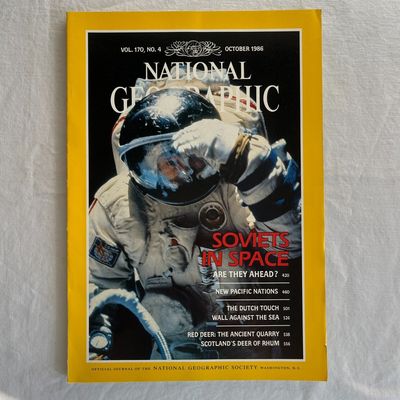 National Geographic (050) National Geographic October 1986 Soviets in Space
