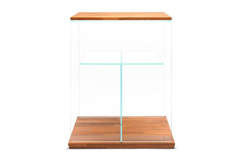UNS Glass Stand Set