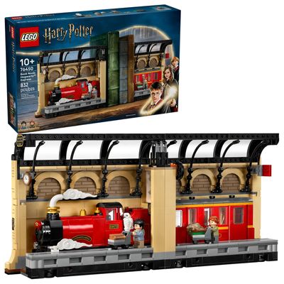 Book Nook: Hogwarts™ Express