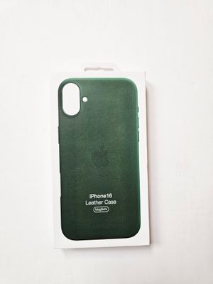 iPhone 16 Forest Green Leather Phone Case