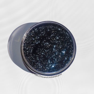 Exfoliante de carbón activado