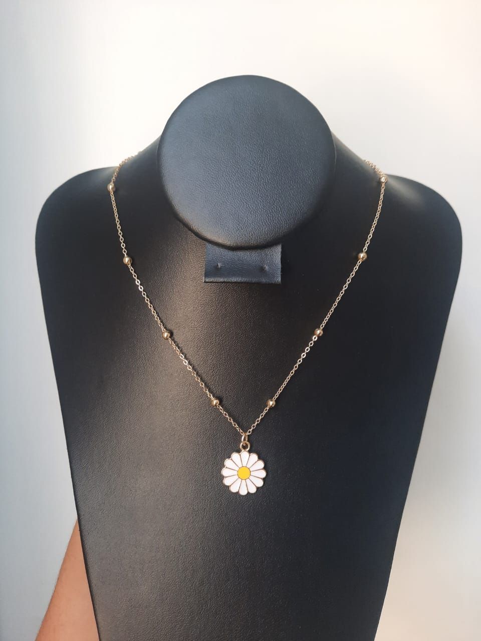 Collar de margarita grande