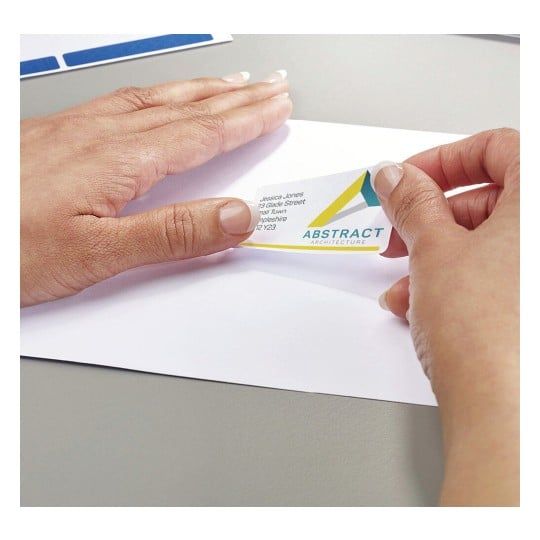 Etichette in carta bianca Ultragrip™ per buste