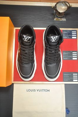 Louis Vuitton men high shoes LOTE04