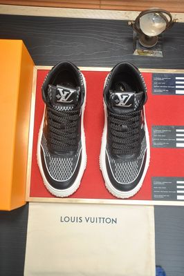 Louis Vuitton men high shoes LOTE03