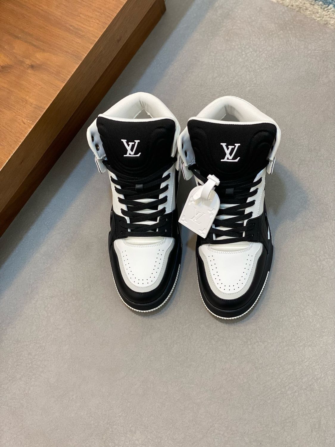 Louis Vuitton men high shoes LOTE06
