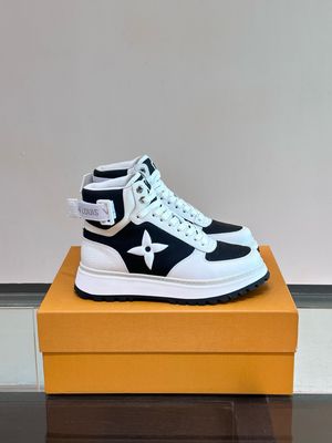 Louis Vuitton men high shoes LOTE14