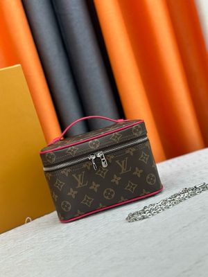 Louis Vuitton women bag LF05