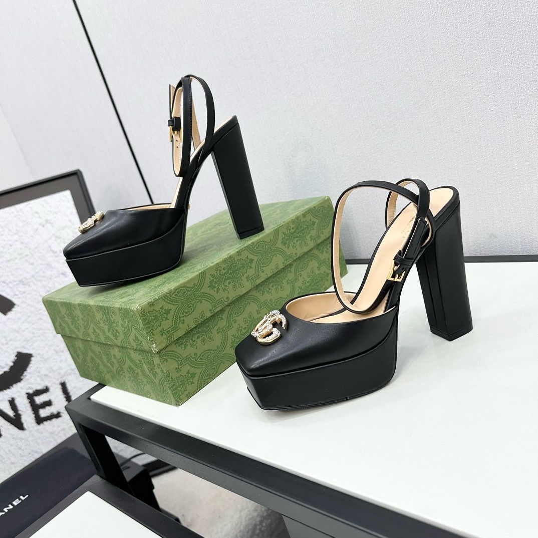 Gucci women sandals GUF02