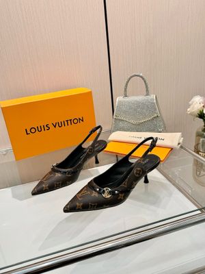 Louis Vuitton women sandals LOF03