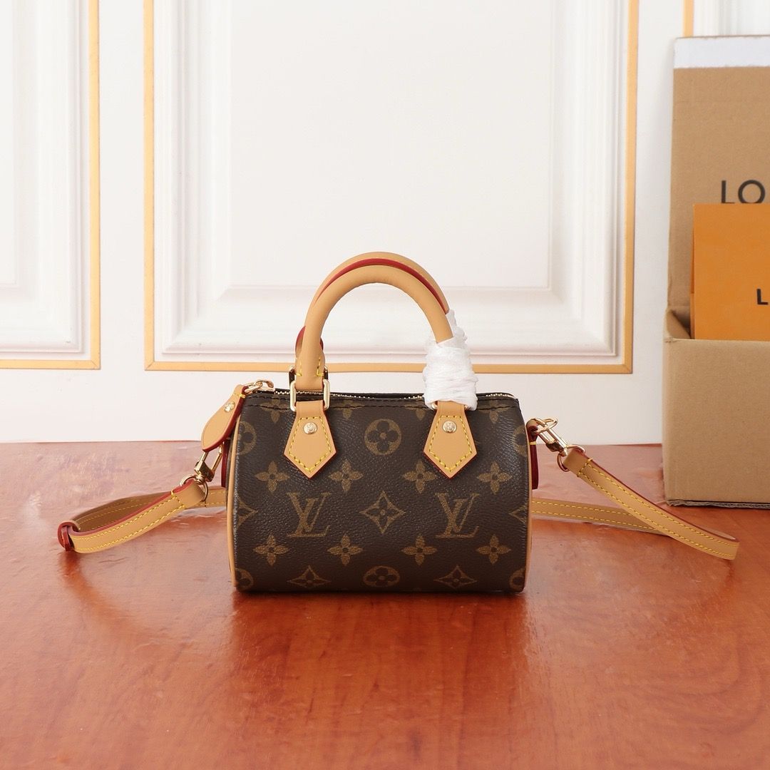 Louis Vuitton women bag LEA06