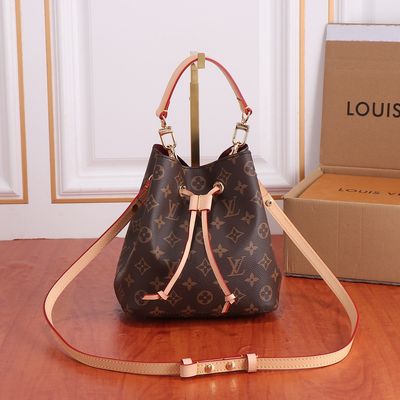 Louis Vuitton women bag LEA13