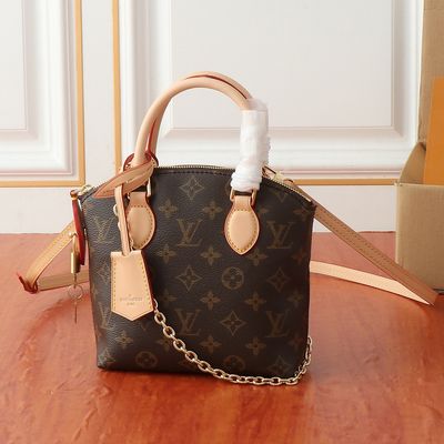 Louis Vuitton women bag LEA20