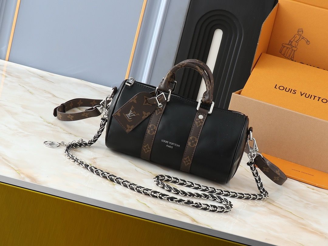 Louis Vuitton women bag LEA36