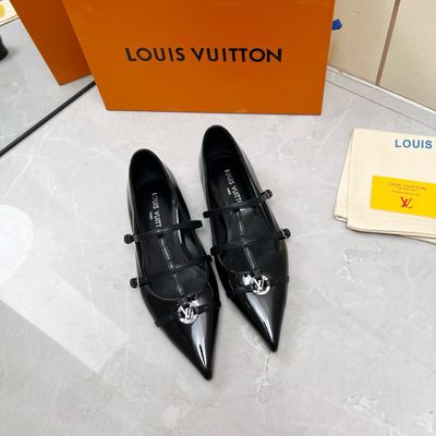 Louis Vuitton women shoes LAOA03