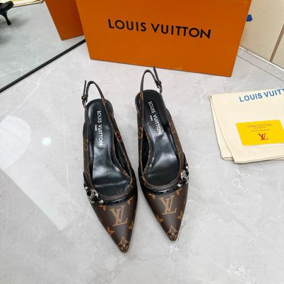 Louis Vuitton women sandals LAOA04