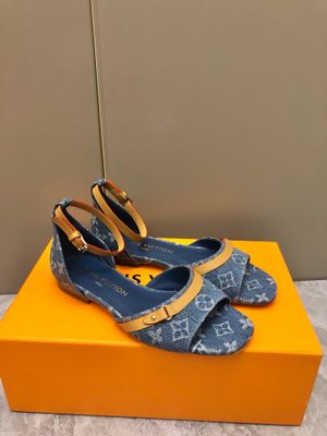 Louis Vuitton women sandals LAOA06