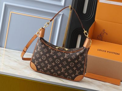 Louis Vuitton women bag LEA70