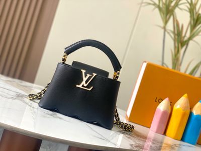 Louis Vuitton women bag LEA104