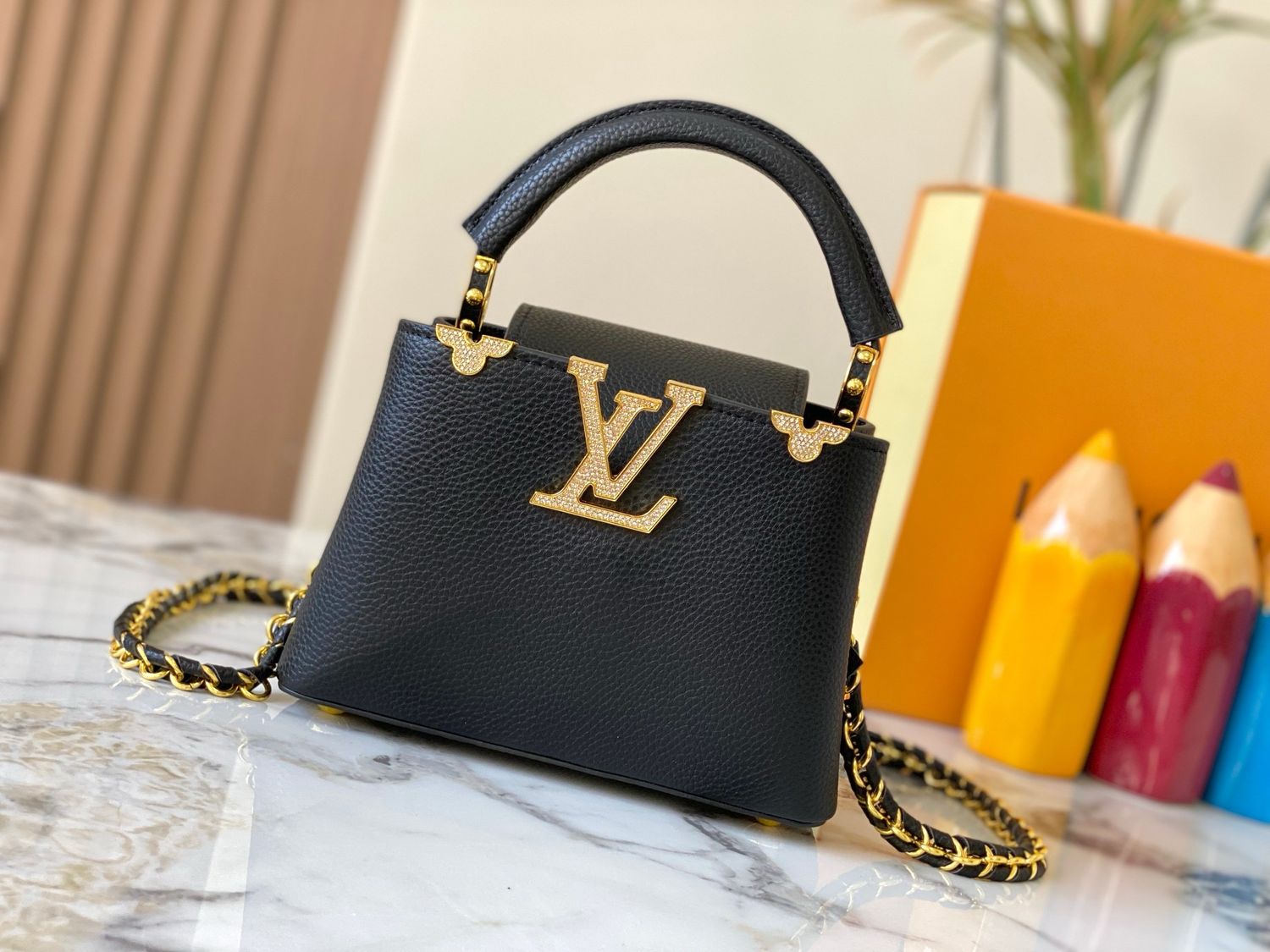 Louis Vuitton women bag LEA120