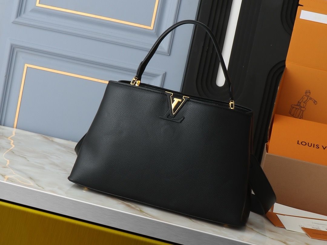 Louis Vuitton women bag LEA152