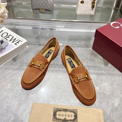 Gucci women shoes GAUA06