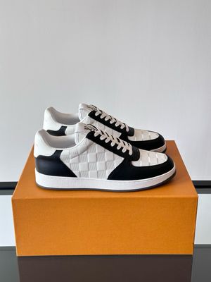 Louis Vuitton men shoes LATA19