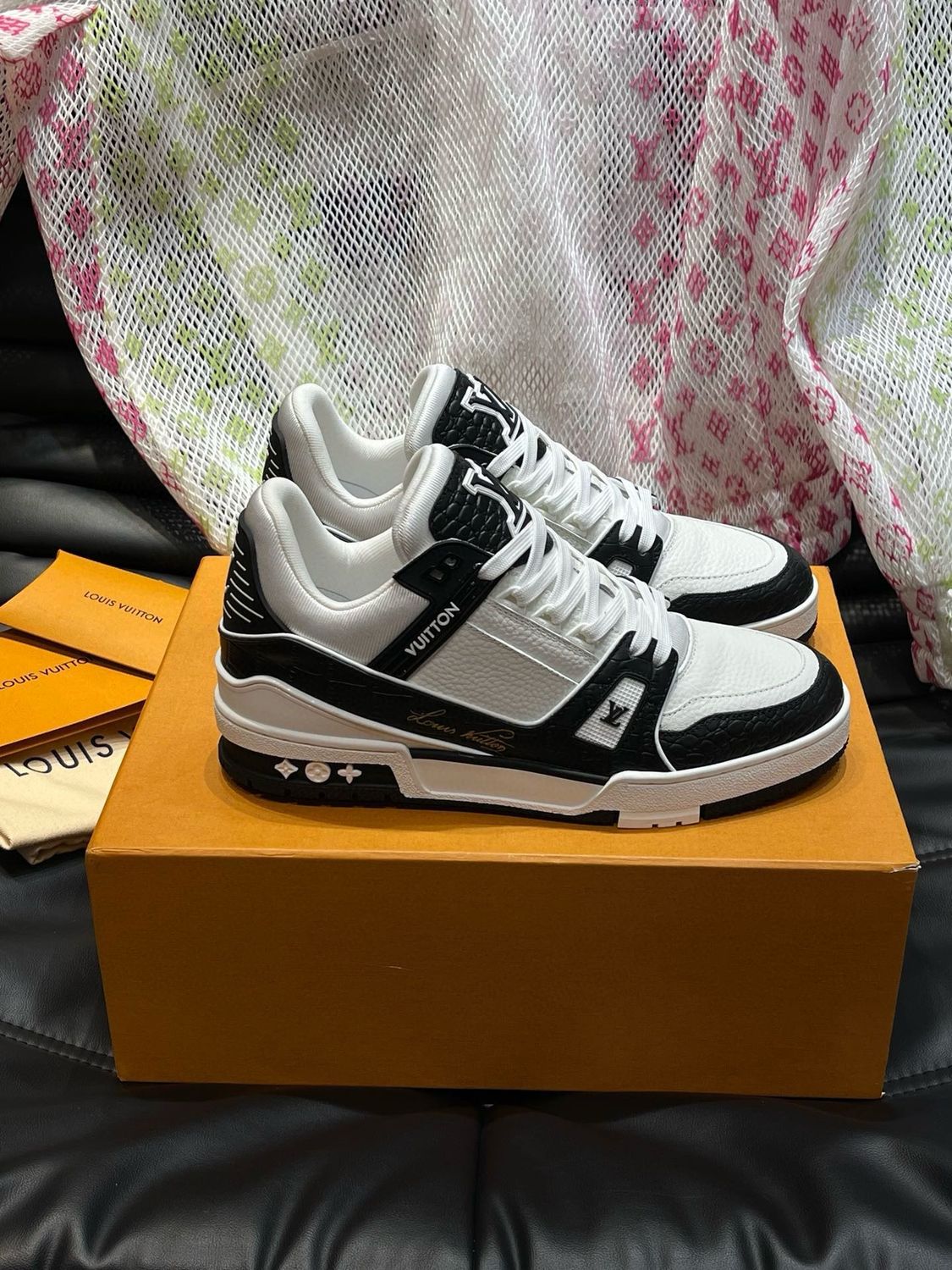 Louis Vuitton men shoes LATA22
