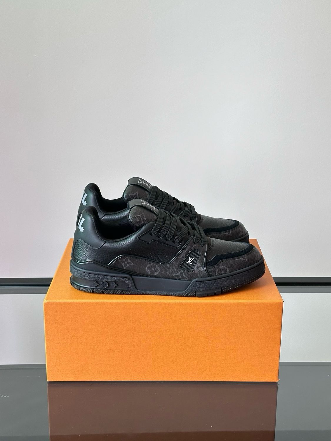 Louis Vuitton men shoes LATA30