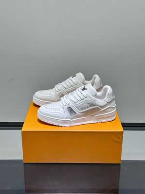 Louis Vuitton men shoes LATA31