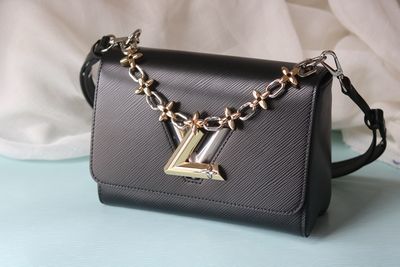 Louis Vuitton women bag LEA170