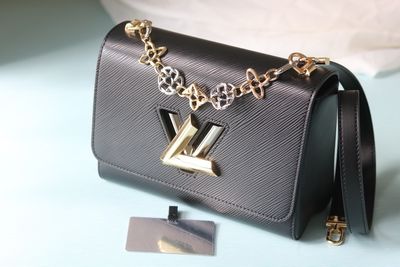 Louis Vuitton women bag LEA177