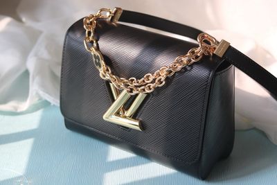 Louis Vuitton women bag LEA179