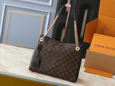 Louis Vuitton women bag LEA184