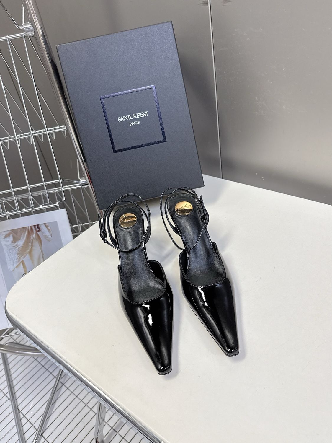 Yves Saint Laurent women sandals YASA06