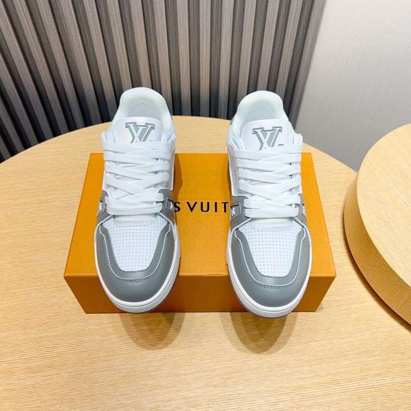 Louis Vuitton men shoes LATB02