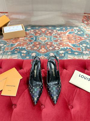 Louis Vuitton women sandals LAOB02