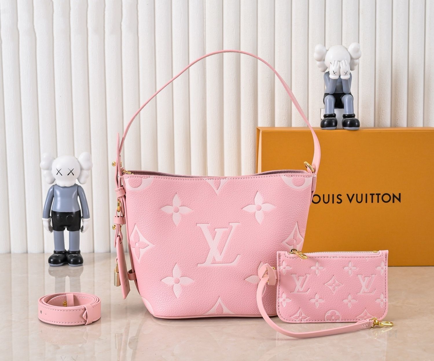 Louis Vuitton women bag LEB48