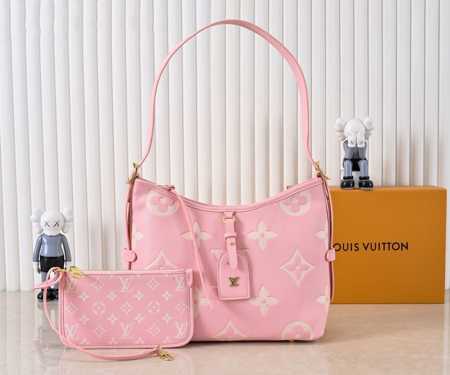 Louis Vuitton women bag LEB46