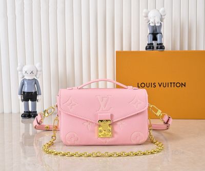 Louis Vuitton women bag LEB49